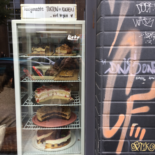 Café Rotkehlchen . Café mit veganen Optionen